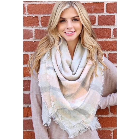 3 total- Women's Fall Fringe Edge Lightweight Cute Plaid Blanket Plaid Scarf - Picture 4 of 6